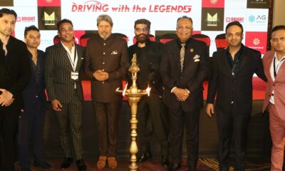 23822_Driving-with-The-Legends-gLhpyM