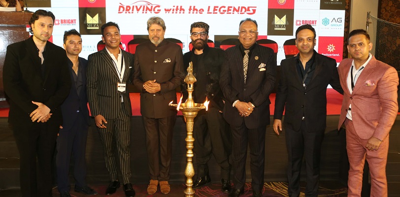 23822_Driving-with-The-Legends-gLhpyM