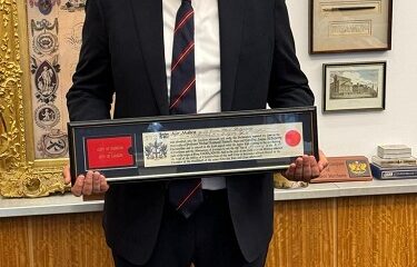 Indian Lawyer Gets Prestigious "Freedom of the City of London" Award