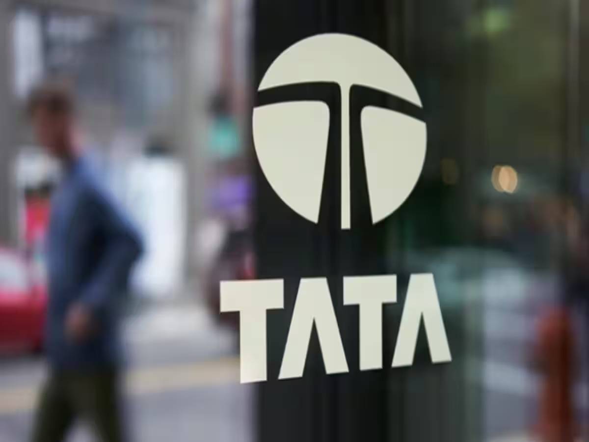 Tata Sons Explores Collaborations for UK Battery Plant to Fuel Jaguar Land  Rover Electric Vision