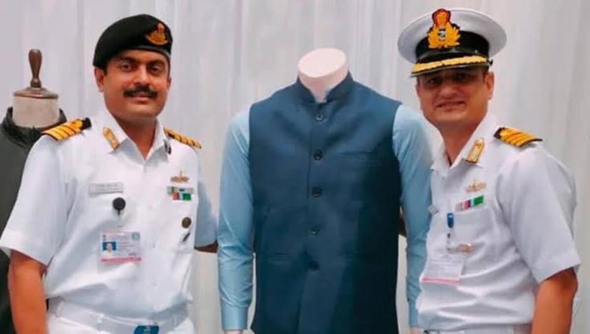 Indian Navy Officers And Sailors Will Be Seen In Traditional Dress | In  Hindi - YouTube