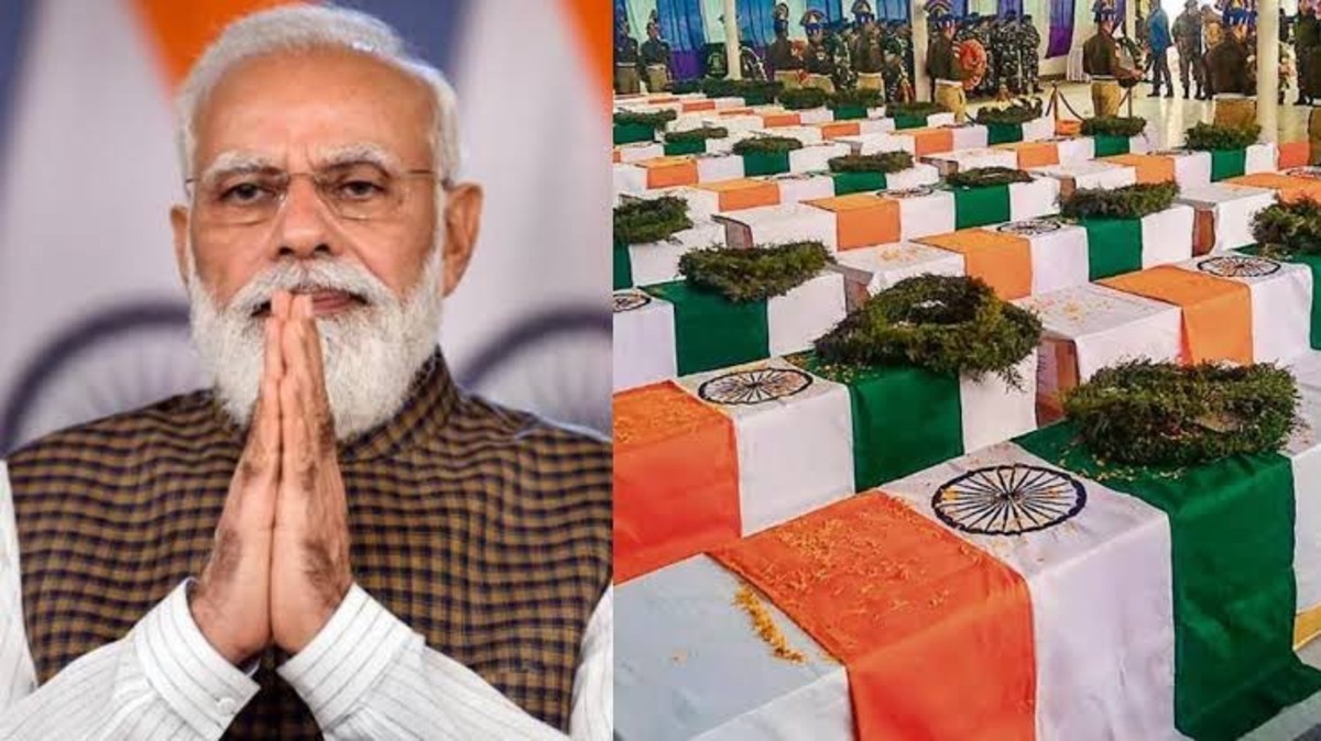 PM Narendra Modi Pays Homage to Pulwama Attack Martyrs, Vows Their Sacrifice Will Never Be Forgotten