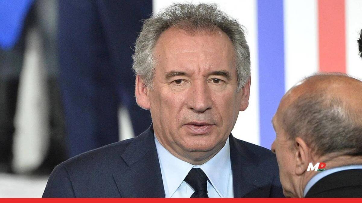 France’s Government Collapses Amid Growing Political Chaos 