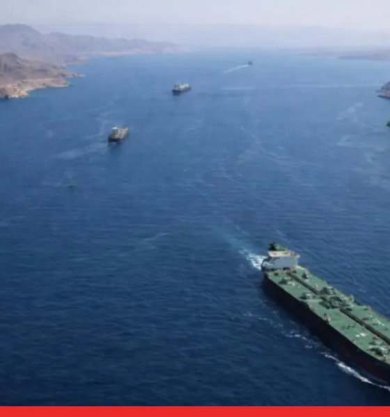 Iran opens Strait of Hormuz as Lebanon truce holds