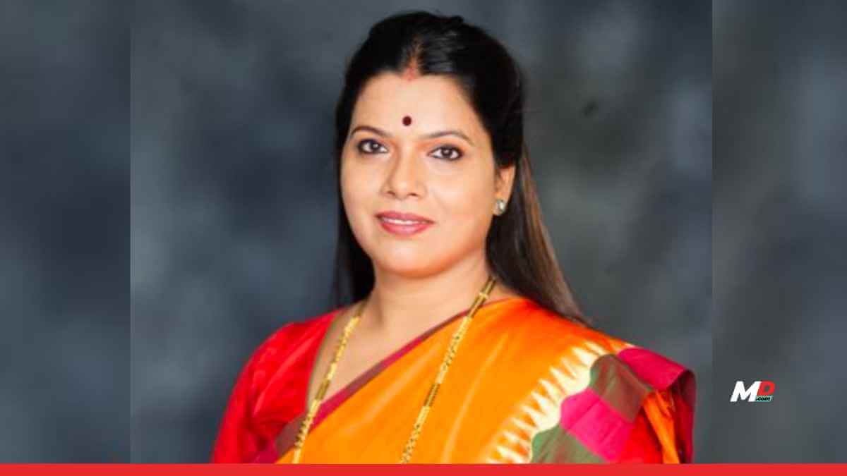 Mumbai Mayor Vows Service Despite Bomb Threat