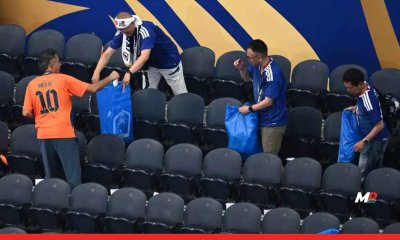 Japanese Fans Win Hearts After Draw With Netherlands