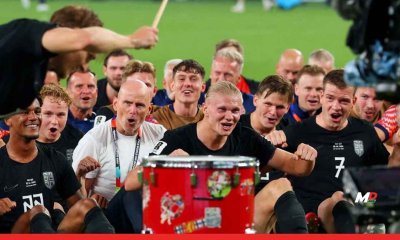 Norwegian Fans Win Hearts With Viking Row Tradition
