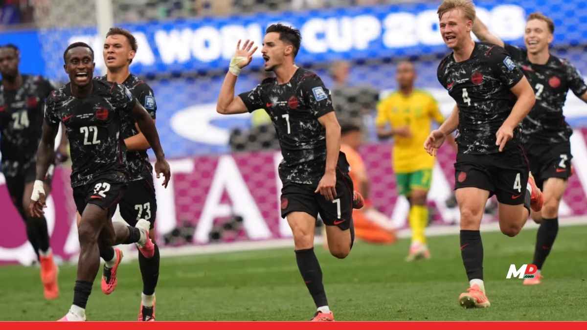 Canada Beat South Africa 1-0 to Reach World Cup Last 16