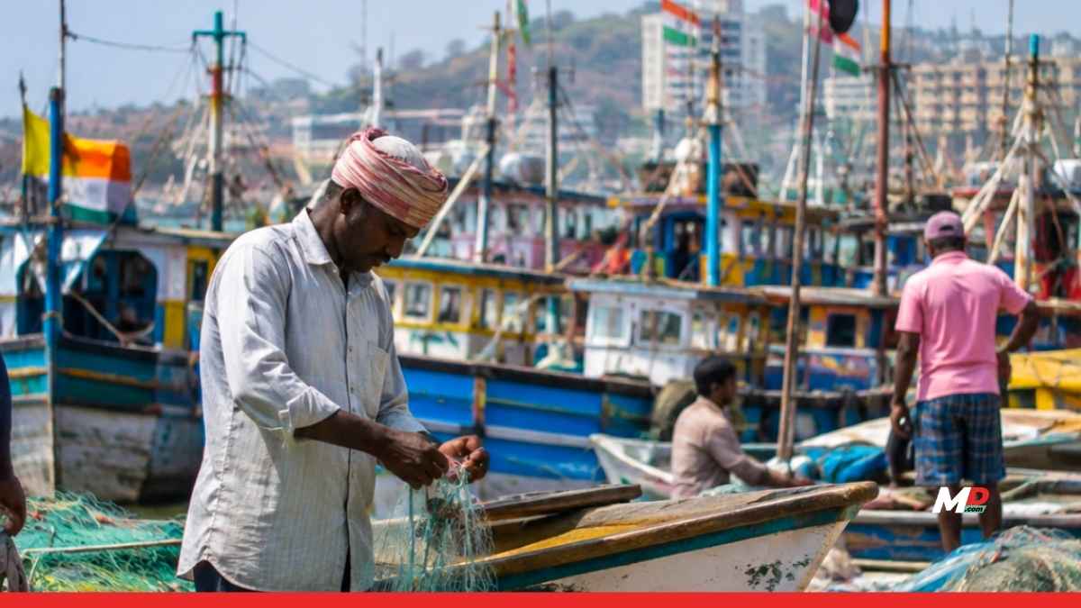 Fishermen Compensation Issue to Be Resolved Within Two Months After TISS Report: Eknath Shinde