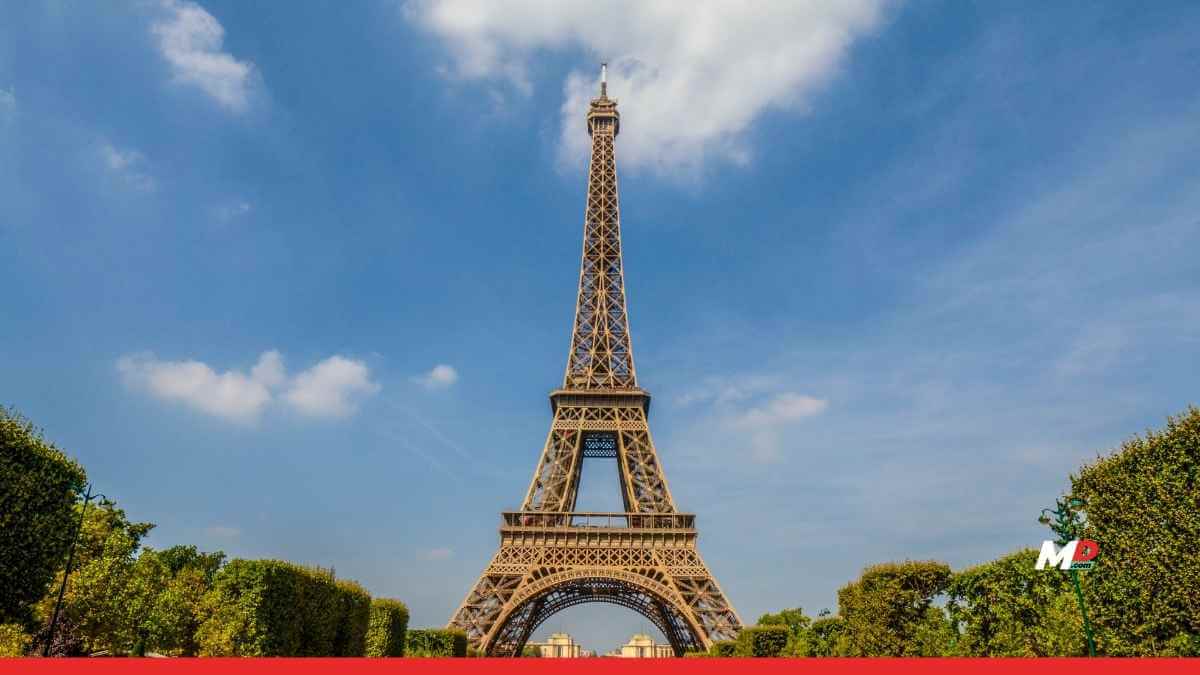 Eiffel Tower Staff Strike Over BAPS Delegation Dispute